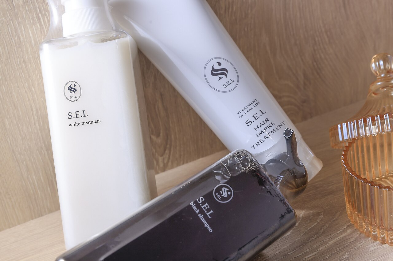 ♡あなたの髪質改善します♡サロン専売品♡本格的なヘアエステ4点キット♡ ♡あなたの髪質改善します♡ダメージレベルに合わせた本格的な
