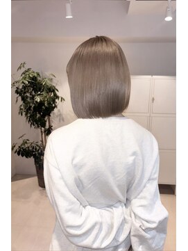 シェーン 仙台駅広瀬通店(schon) ミルクティーグレージュ