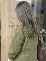 ニコリヘアワークス(nicori hair works)&nbsp;ロング×ハイトーン×オリーブベージュ3