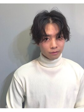 ラニヘアサロン(lani hair salon) センター分けショート