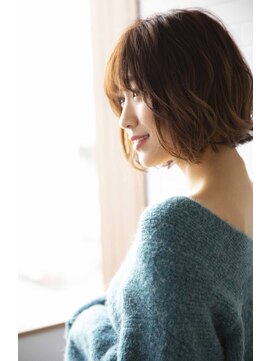 クラン(clan) ひし形透明感ミディ外ハネボブアッシュブラウン