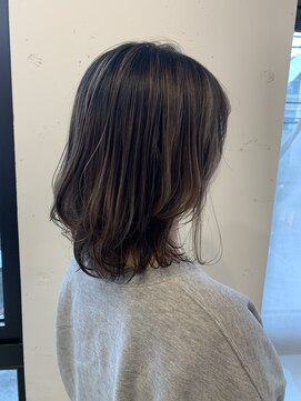 ペイジバイネオリーブ 吉祥寺店(Paige by Neolive) 地毛からのグラデーション！カーキアッシュカラー