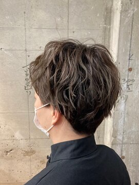 オッソ(OSSO) くびれショート_エアリーミディショートパーマ