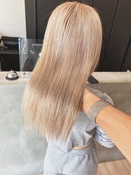 チェレ オレ 新金岡店(Chere ore) ハイトーンベージュ×ブロンドヘアー×サマーカラー