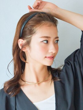リトル 横浜(little) カチューシャアレンジうぶhair