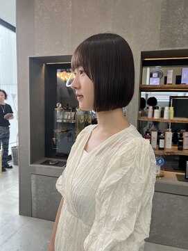 ロンド 表参道店(Lond) ナチュラルベージュ平行ミニボブ