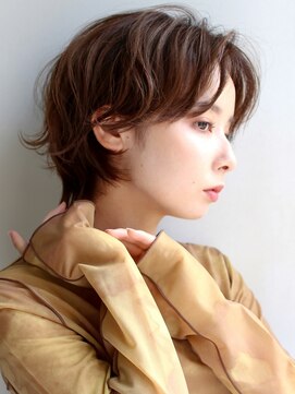 スクエアウーノ 博多(SQUARE＊UNO HAKATA) ショートボブ　丸みショート　ニュアンスパーマ　センターパート