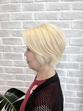 エムロード 深草店 ホワイトヘア