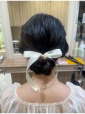 シニヨン×リボンお呼ばれアレンジ