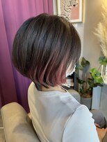 ソフ(soph) インナーカラーショートボブ