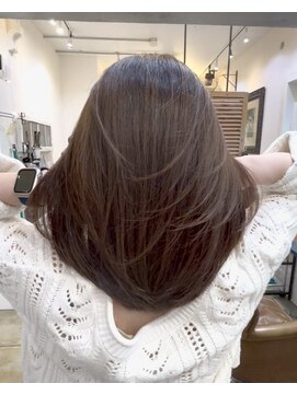 ボタニカル(BOTANICAL) ツヤ感小顔束感スタイリングアッシュブラウンカラー