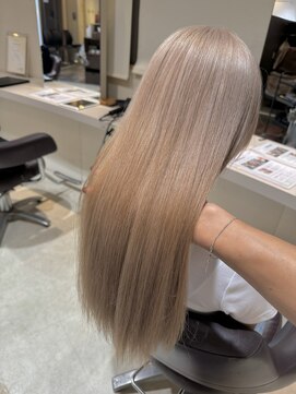 ジゼル 小倉(GiseL) ホワイトベージュ