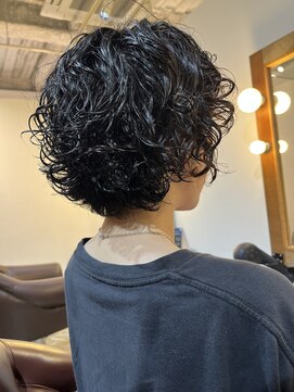 ビハインドザカーテン(BEHIND THE CURTAIN) ボブ×ウルフ×ボブルフ×パーマ