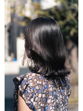 ジウ 上通り(JIU) 20代30代小顔ゆるふわミディ韓国風カット