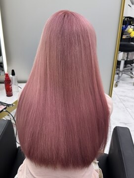 ジュイル シブヤ(JEWIL SHIBUYA) 【JEWIL渋谷ひなの担当】ブリーチ2回でペールピンクカラー