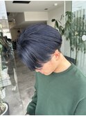 ネイビーブルー×ハンサムショート