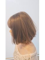 クラウドヘアー 東照宮店 短くたって女性らしさ満点ボブ