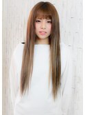 シールエクステでミディアムヘアからのロングスタイルに
