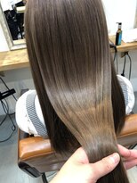 ネイヴィル(navile)&nbsp;ツヤサラ　ロングヘア