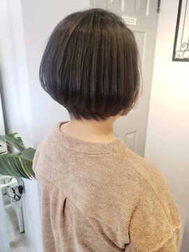 ヘア ケア ディエイチケー(HAIR CARE DHK) 大人ショートボブ