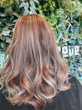 ヘアー アンド リラックス レーヴ 臼井店(Hair&Relax reve) ハイライト　アッシュ