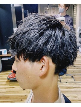 ザ ハレ 学南町店(THE HALE'S) 緩めのツイストで自然なマッシュ