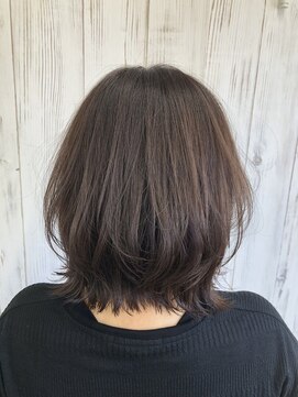 エモート(EMOTE) ウルフボブ/ダークグレージュ