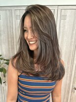 ヨロ 小岩(YOLO) ハイライトショートヘアダブルカラーイルミナカラーオージュア