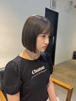 トレス(TRESS)&nbsp;内巻きボブ　レイヤーボブ　オリーブベージュ