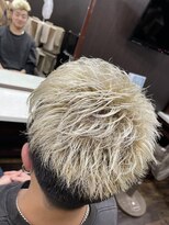 ライオンハート 長命ケ丘店(Lion Heart)&nbsp;Wカラーホワイトっぽく(ブリーチ2回)