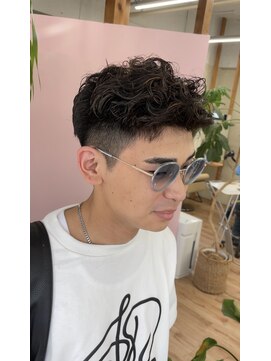 ハニー(HONEY) プードルパーマ/岡崎メンズパーマ/岡崎メンズカット/刈り上げ