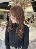 オリーブベージュカラー/小林胡桃