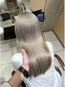 エム インターナショナル 春日部本店(EMU international) ハイトーン ブロンド 成人式撮影前カラー20歳