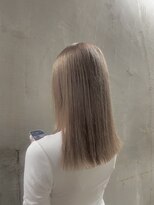 ロイジー(roijir)&nbsp;表参道 roijir × ハイトーンカラー × ピンクベージュ