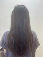 キアーロ 艶、透明感を出すカラーが得意です