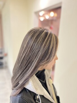 スピンヘアー 桂店(Spin hair) 立体感ハイライトで叶う上品大人透明感カラー