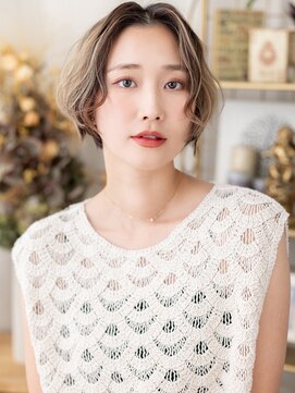 カバーヘア ブリス 大宮西口(COVER HAIR bliss) シャドールーツくせ毛風抜け感ショートボブh4大宮10代20代30代