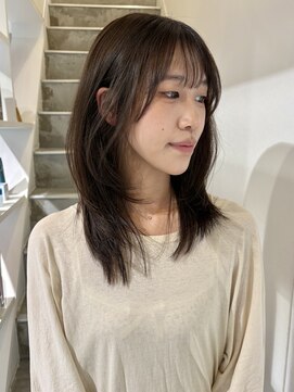 ヨーク(YOKE) 【 YOKE 】ミディアムレイヤーフェイスレイヤーオリーブベージュ