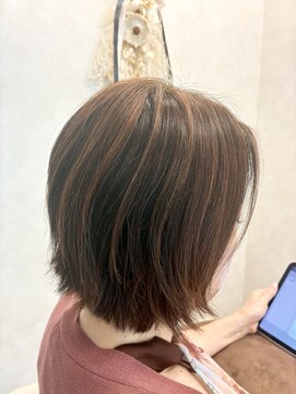 エンドット(en.) 天然ヘナ＋艶トリートメントで艶髪に！