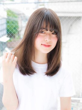 ルティア(Lutia) 小顔バング ナチュラルブラウン