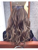 フィックスヘアー 梅田店(FIX-hair)&nbsp;外国人風!!３Dハイライトカラー/ミルクベージュ/こなれヘア