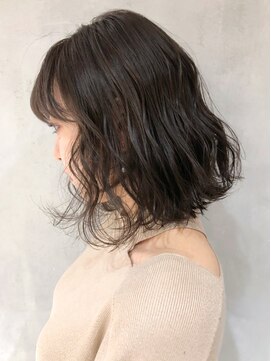 アイティー バイ アルバム 浦和店(IT by ALBUM) ラベンダーアッシュボブ_オリーブカラー_ba250041