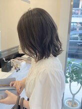 ブレンドバイハピネス(Blend by happiness) 20代30代40代　切りっぱなし　グレージュ　ブリーチなしWカラー