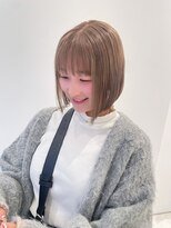 ハイブ 金沢(Hive)&nbsp;パツッとボブスタイル　ナチュラルベージュ