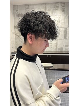 ヴィヴェンテ(VIVENTE.) 癖毛から大変身!  はねない 波巻きパーマ