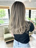 ミディアム×エアタッチバレイヤージュ