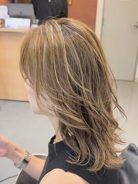 クラウドヘアー CLOUD HAIR ケアブリーチハイライトレイヤーカットベージュカラー