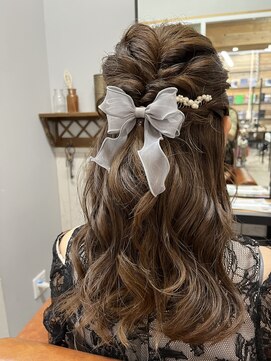 クロムス(clomus) 【clomus】リボンハーフアップ