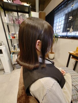 スパークル 二俣川(Sparkle) 耳かけ外はね　ミディアムボブ