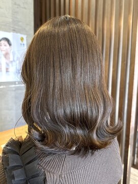 ブランシェ 小牧店(BRANCHE) ほんのりオリーブブラウンカラー〔西尾〕